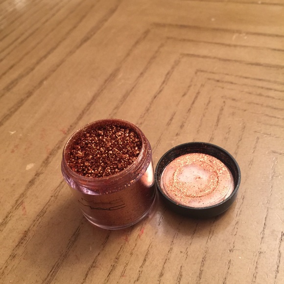 MAC Cosmetics Other - MAC Pigment in COPPER SPARKLE