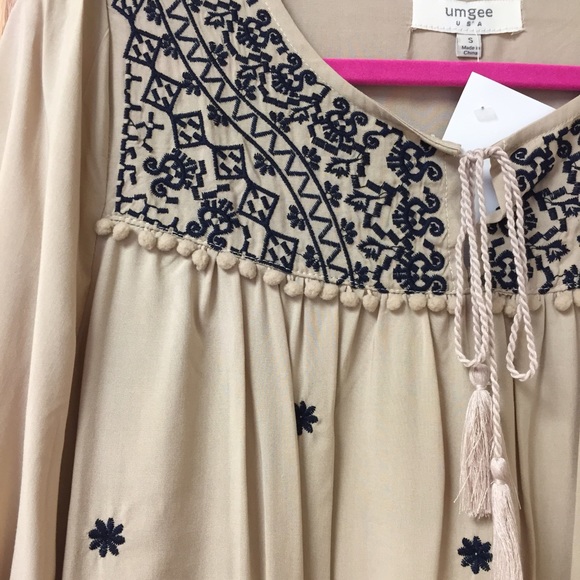 Umgee Dresses & Skirts - Umgee Tan Dress with Navy Embroidery-Long Sleeve