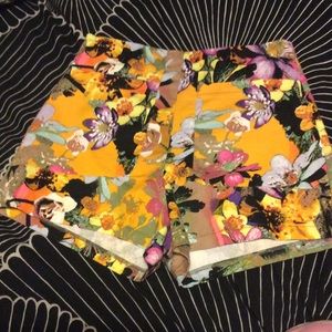 Gianni Bini high waisted shorts size small