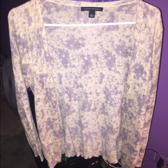 Light weight cardigan