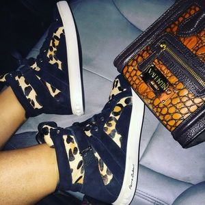 ⚜BALMAIN ⚜Leopard Sneakers‼️ 43%OFF‼️DEETZ BELOW‼️