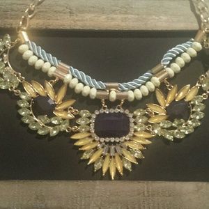 Statement necklace