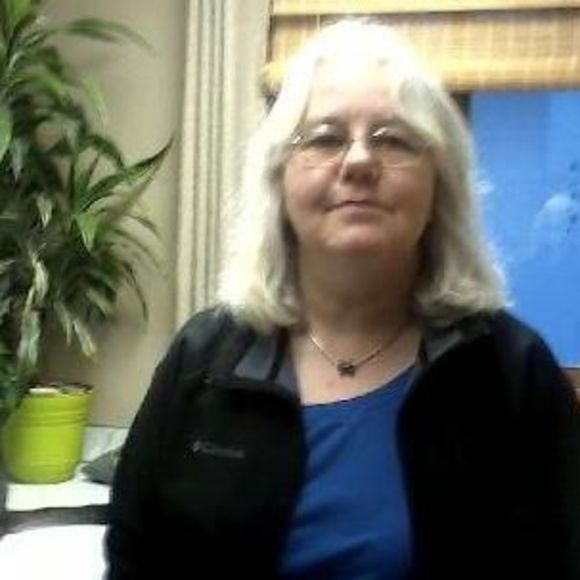 Meet your Posher, Phyllis