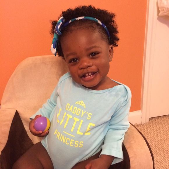 Meet your Posher, Ena