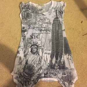 RHINESTONE NYC TEE SHIRT NWOT
