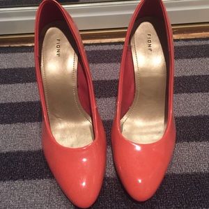 Fioni pumps