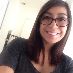 Meet your Posher, Brenda