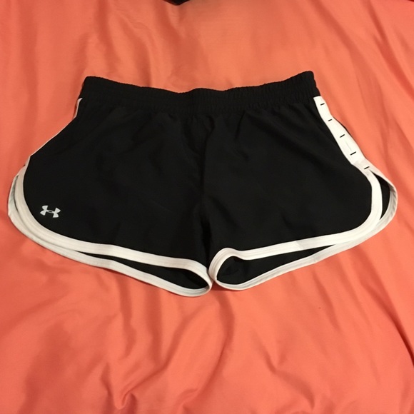 Black and white under armour shorts