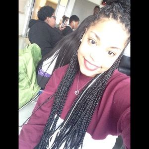 Meet your Posher, Alisha