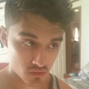 Meet your Posher, Luis