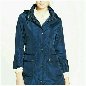 Grosgrain trim raincoat