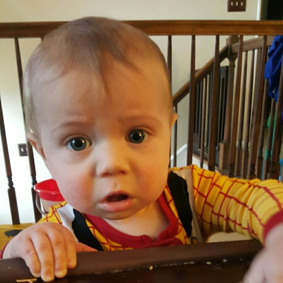 Meet your Posher, Courtney - Picture 1 of 1