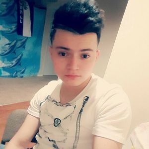 Meet your Posher, Santos