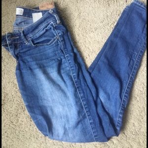 Hollister jeans size 1R skinny