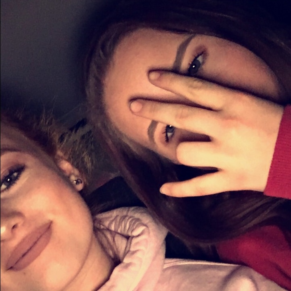 Meet your Posher, Victoria