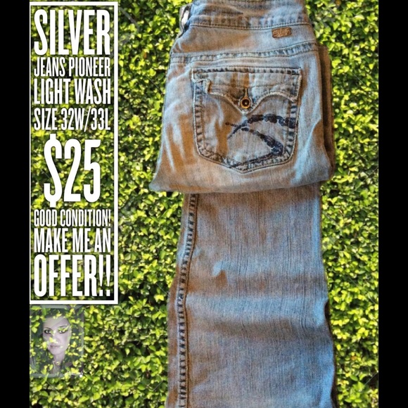 Silver Jeans Pioneer. Size 32W/33L. Light wash.