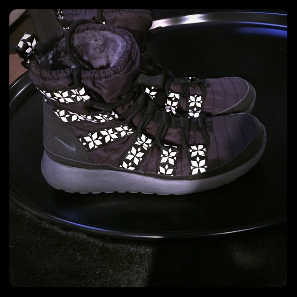Nike boots
