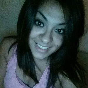 Meet your Posher, Danielle