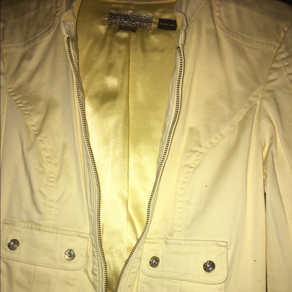 Guess Spring Jacket - Picture 2 of 3