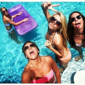 Meet your Posher, Kelly