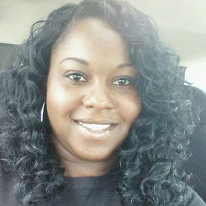 Meet your Posher, Vanessa