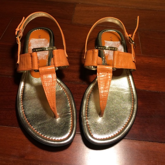 Marc Fisher Casonoa Sandals