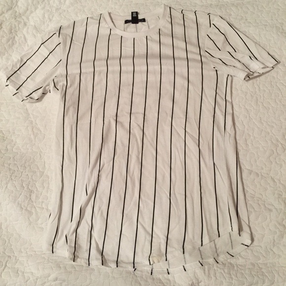 FOREVER21 TEE FOR HIM