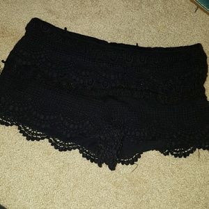 Blacklace shorts