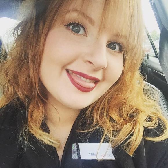 Meet your Posher, Mika
