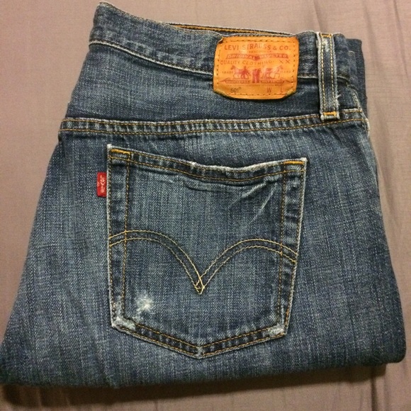 Levi's Boyfriend Capri Jean