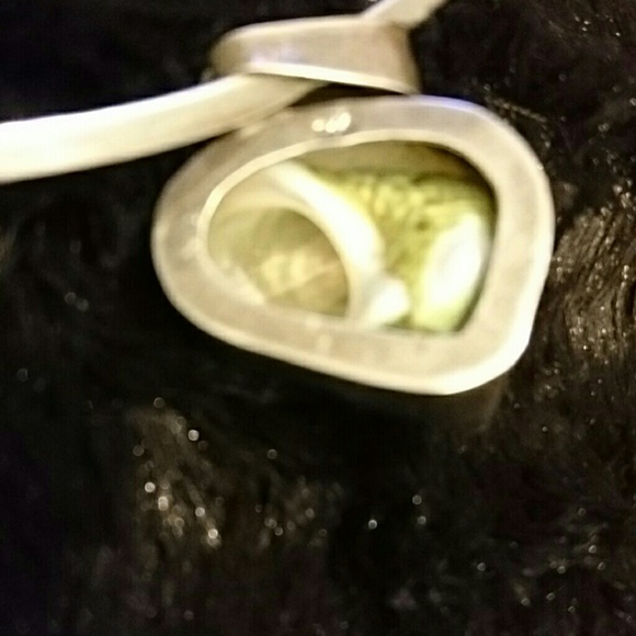 Sterling silver  snail shell pendant - Picture 2 of 4