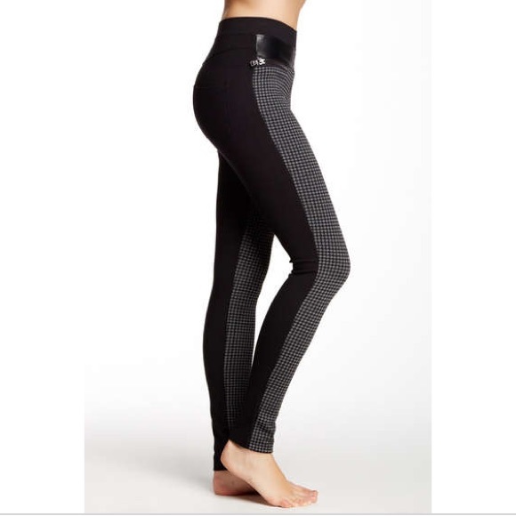 NWT Faux Leather  Trim Houndstooth Leggings! - Picture 1 of 4