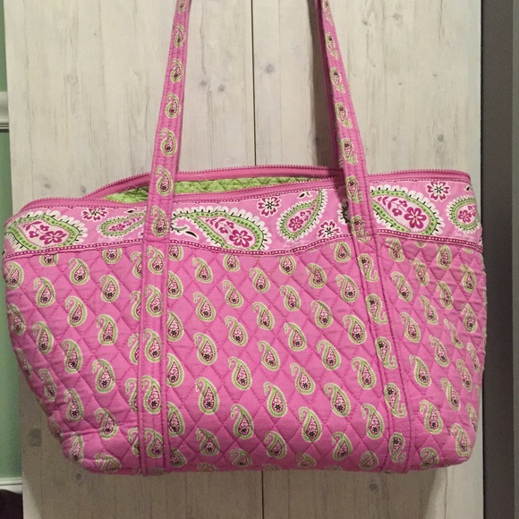 Pink&green Vera Bradley duffle bag✳️💕
