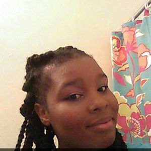 Meet your Posher, Cierra