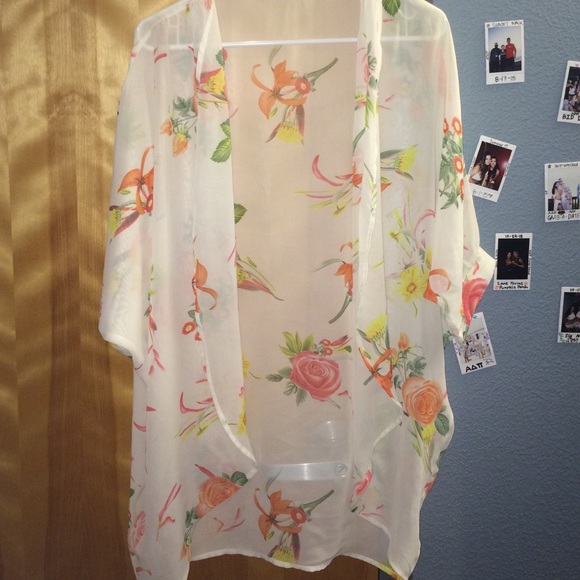 floral kimono