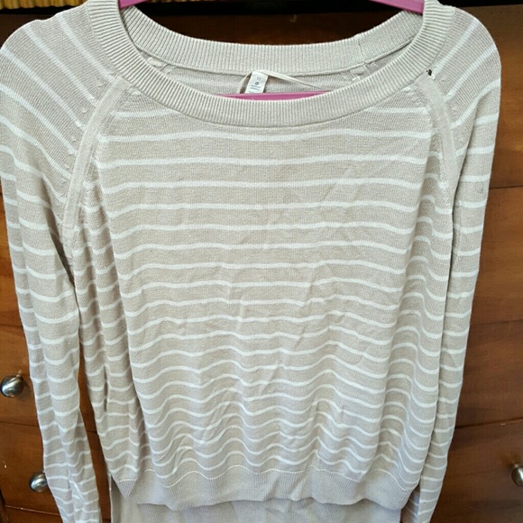 Lululemon sweater