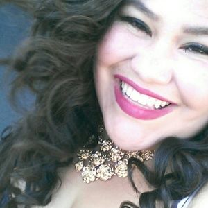 Meet your Posher, Gaby