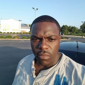 Meet your Posher, Derrick