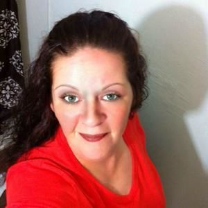 Meet your Posher, Laurie