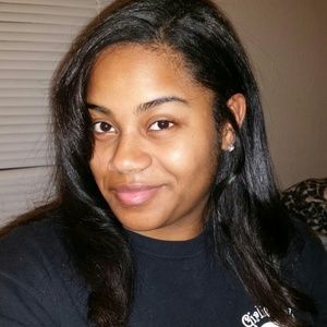 Meet your Posher, Ebony