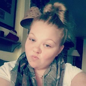 Meet your Posher, Logan