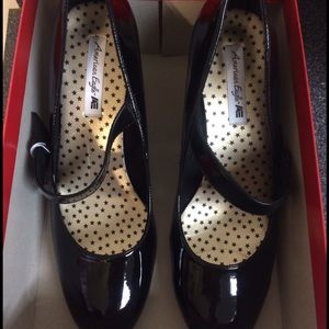 AE New Black Patent Leather heels