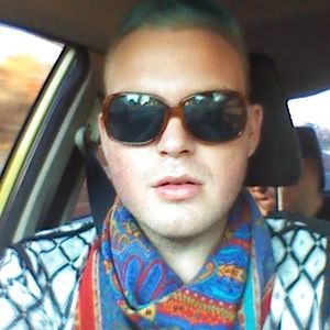 Meet your Posher, Aaron