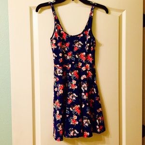 Hollister dress floral
