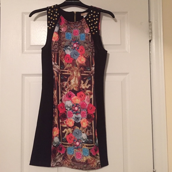 Studded shoulder, printed color block mini dress!!