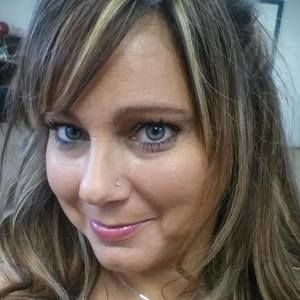 Meet your Posher, Annette