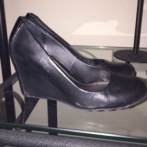 Reaction by Kenneth Cole Wedges