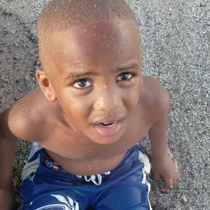 Meet your Posher, Val