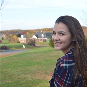 Meet your Posher, Anna