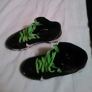 Nike football cleats (boys)